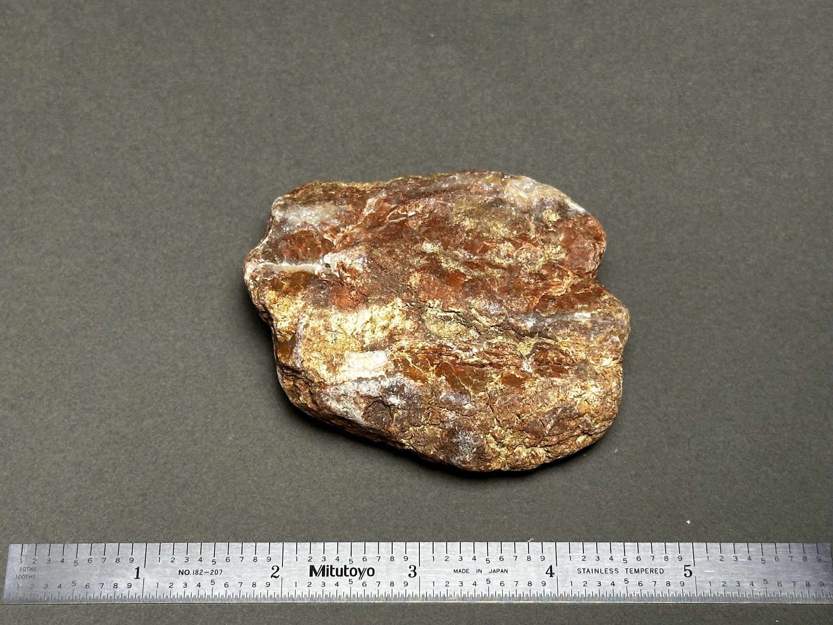 Lake Superior agate specimen