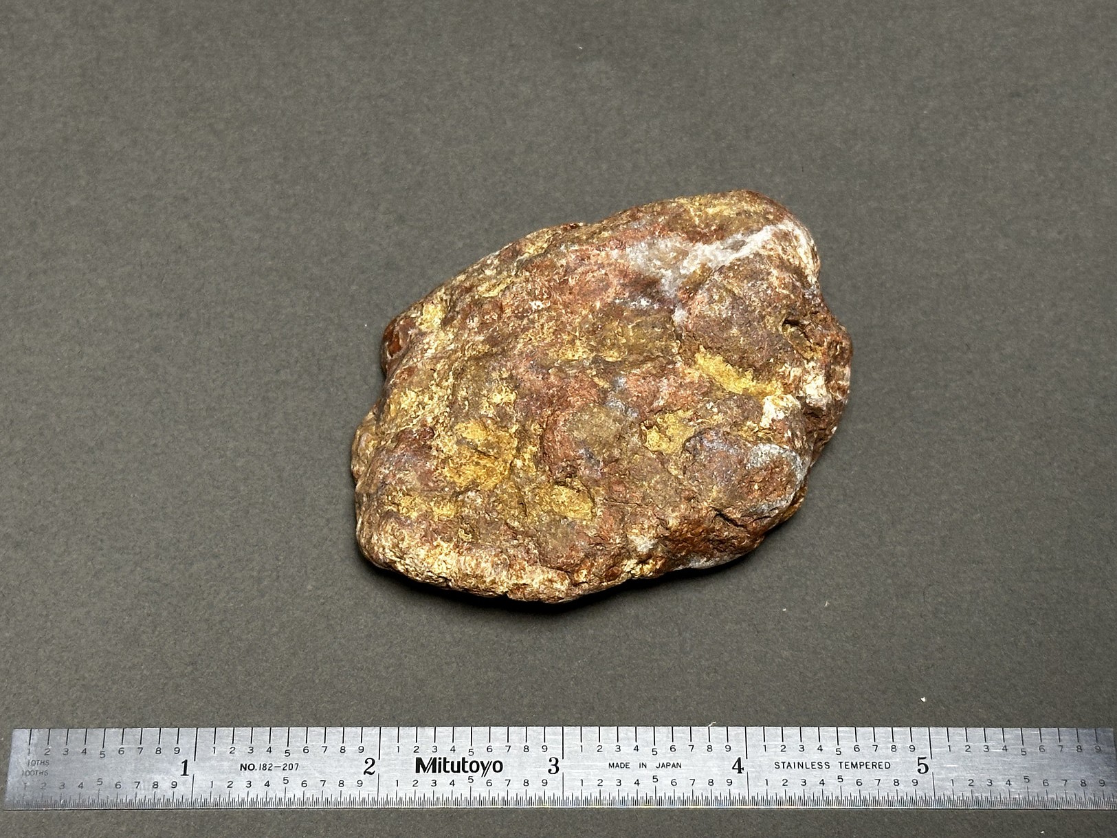 Lake Superior agate specimen