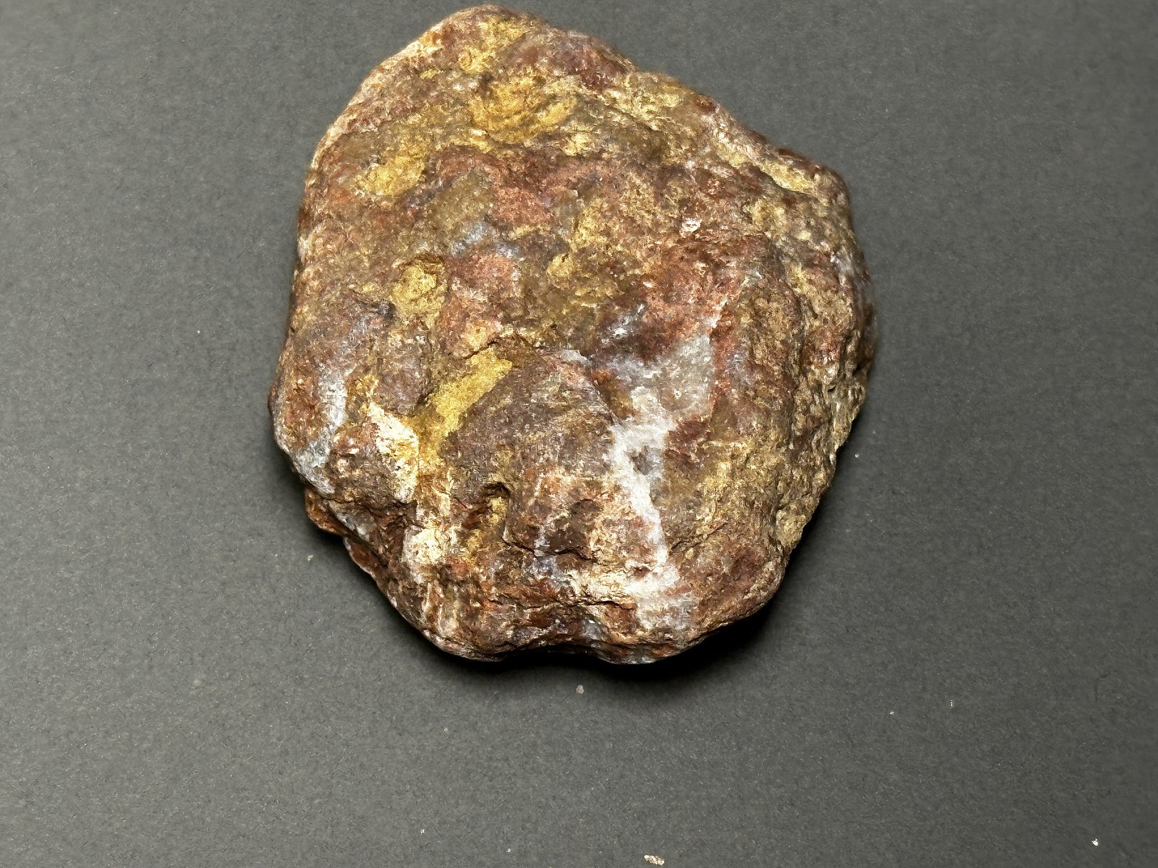 Lake Superior agate specimen