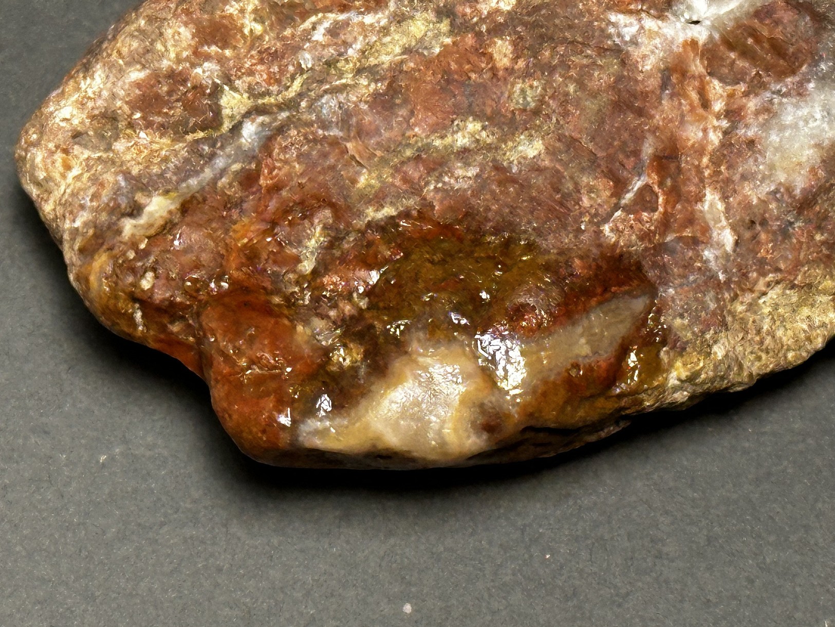 Lake Superior agate specimen